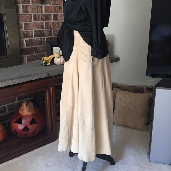 Vintage Suede Skirt SZ 10 Made in FINLAND - Picture 2 of 8